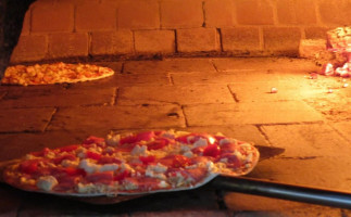 Beluchi's Woodfired Artisan Pizzas menu