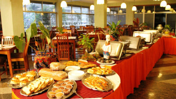 Sentrim Hotels Lodges food