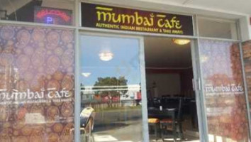 Mumbai Cafe inside