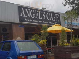 Angel's Cafe outside