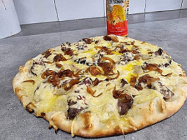 Chinese Pizza food