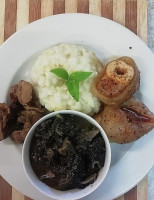 Disoufeng Pub food