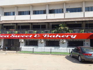 See Sweet Bakeries