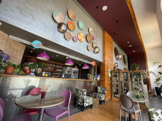Purple Cafe