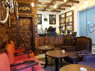 Myya's Cafe