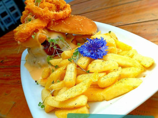 restaurant image