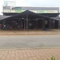 Hlomo's Pub